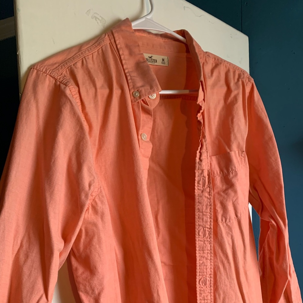 Peach Hollister Medium long sleeve button up